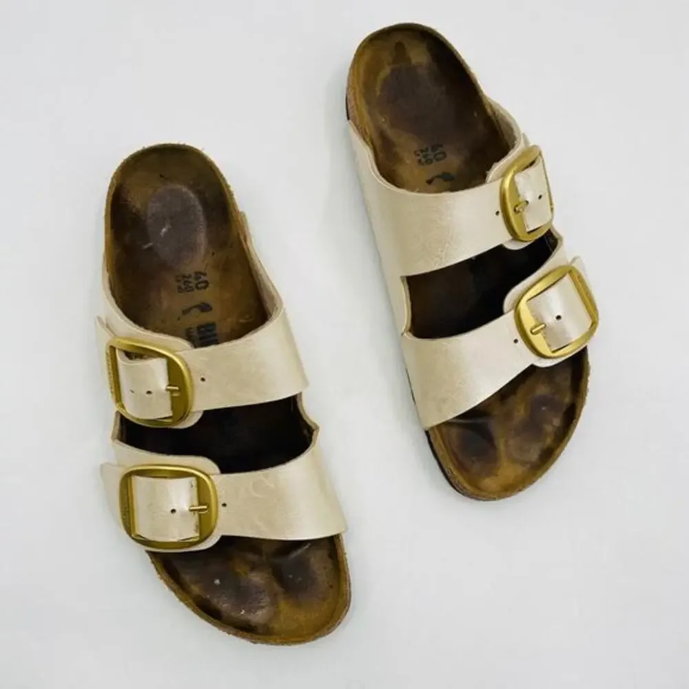 Birkenstock pearl white gold arizona buckle sandals‎